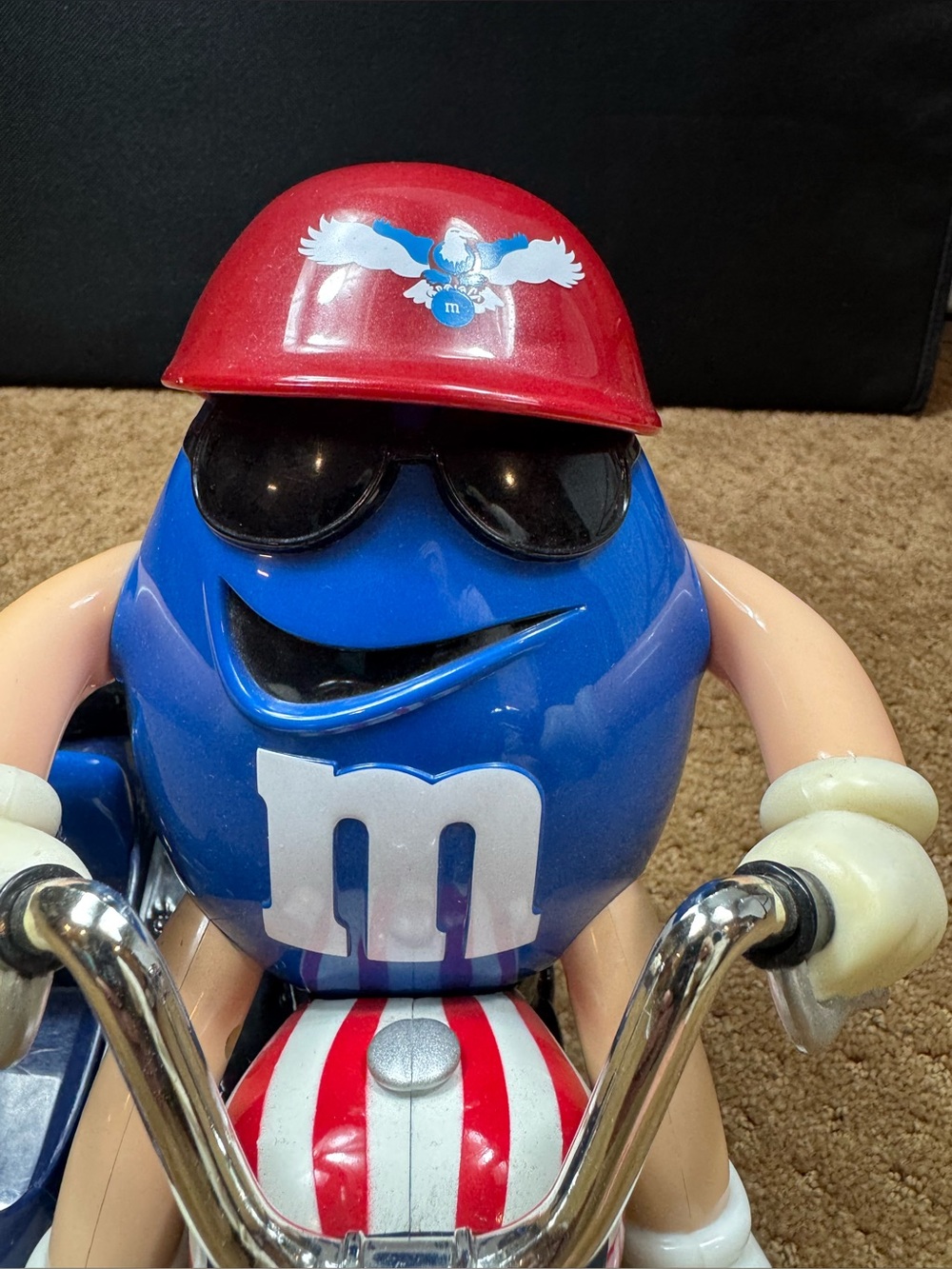 M&M's "Freedom Rider" Motorcycle w/sidecar Candy Dispenser - Picture 5 of 11